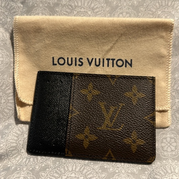 Louis Vuitton Card Holder - Picture 2 of 2